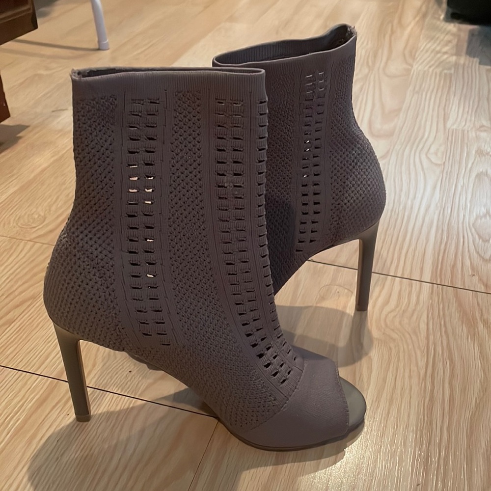 The cutest going out heels